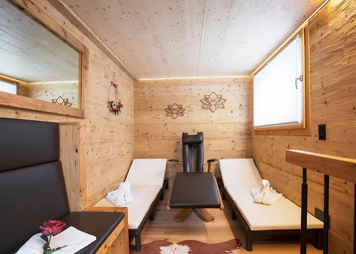 Black Pearl Apartment *