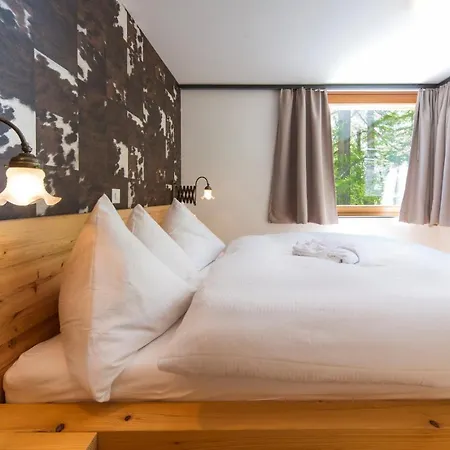 Black Pearl 아파트 *